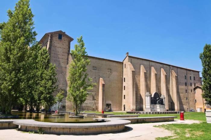 Palazzo Altavilla Deluxe Parma Exteriör bild
